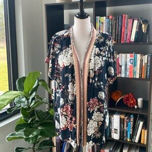 Knox Rose kimono